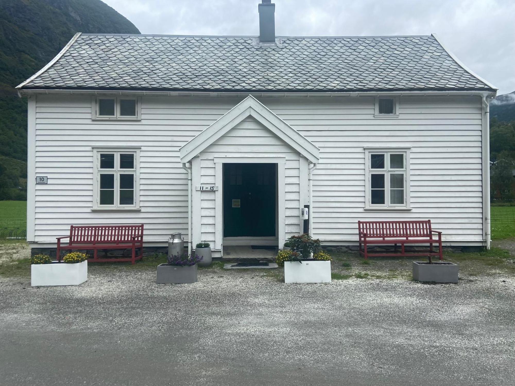 Brekke Gard Hostel Flåm Eksteriør billede