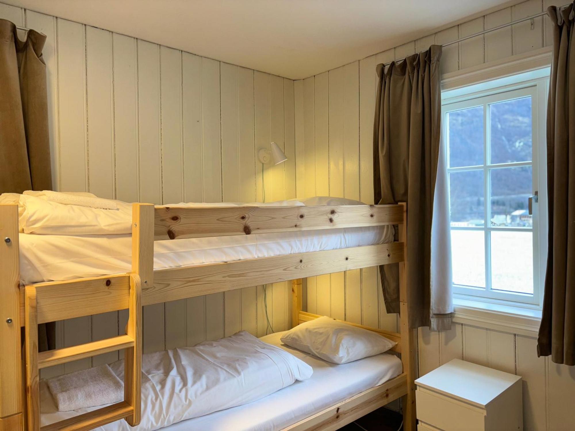 Brekke Gard Hostel Flåm Eksteriør billede