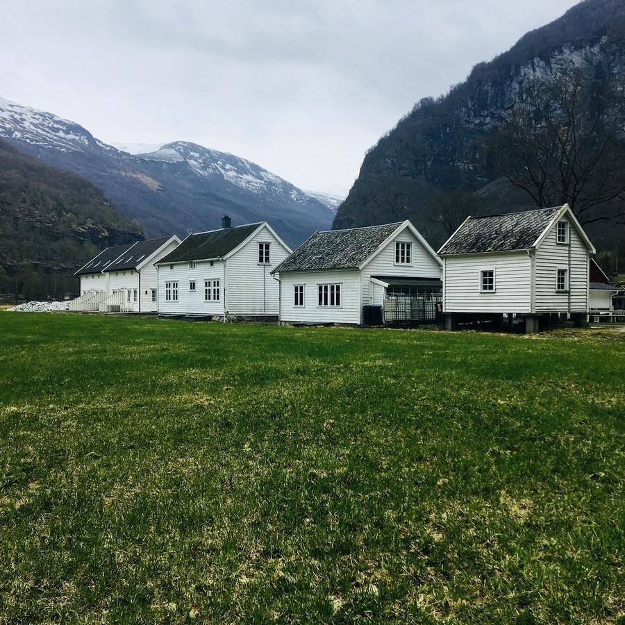 Brekke Gard Hostel Flåm Eksteriør billede