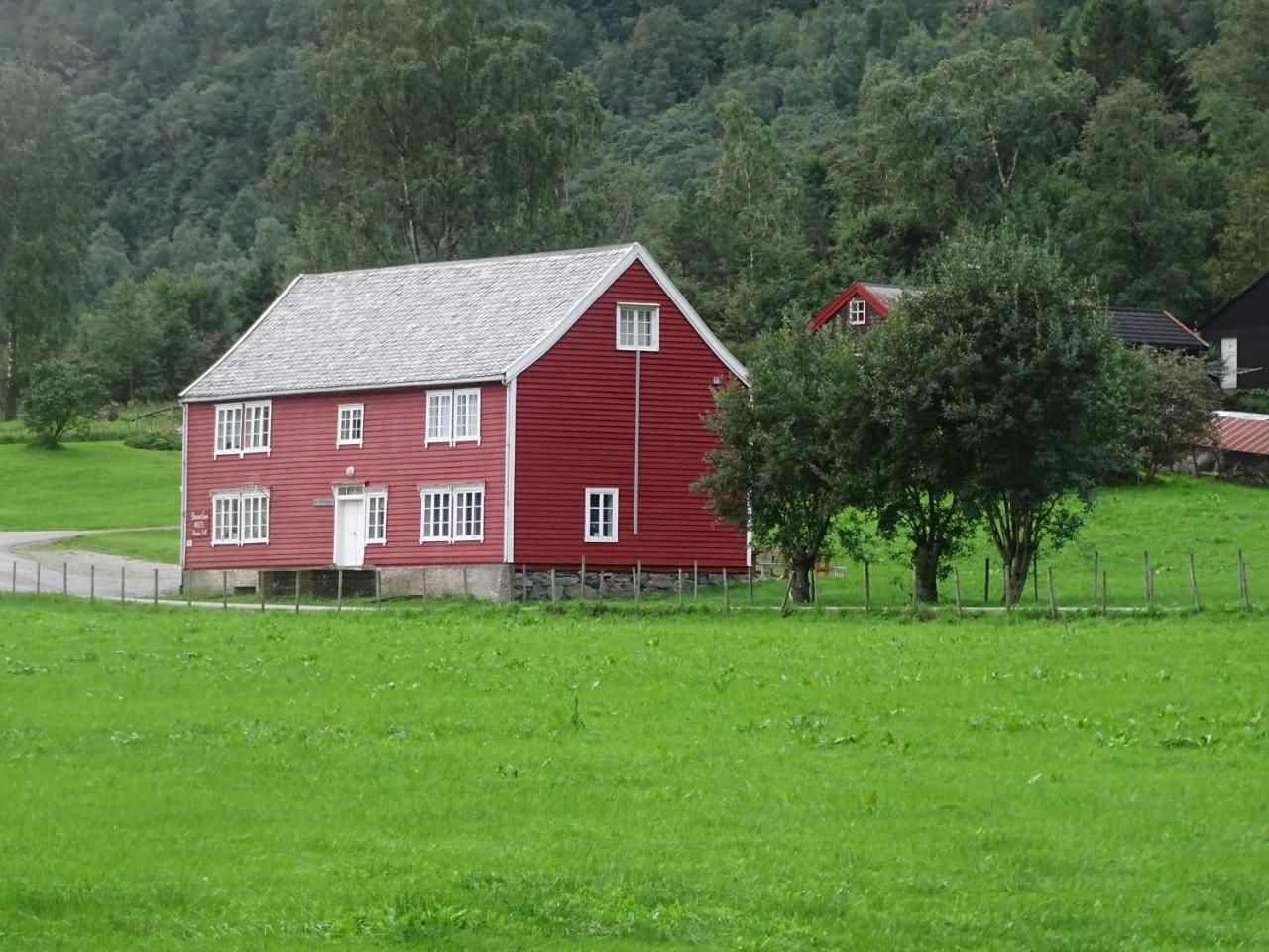 Brekke Gard Hostel Flåm Eksteriør billede